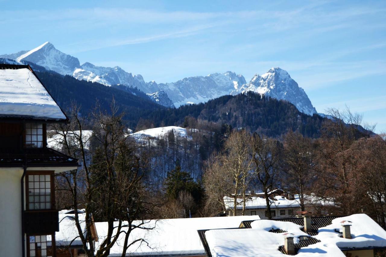 Gaestehaus Am Riedweg Garmisch-Partenkirchen Bagian luar foto